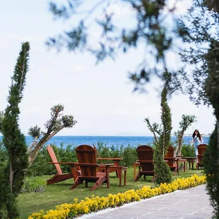Assos Troy Hotel