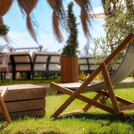 Assos Troy Hotel
